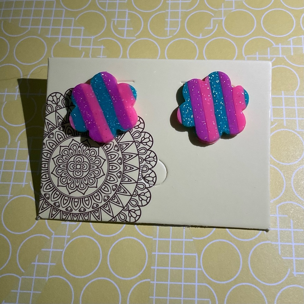 Gia’s Clay Earrings
